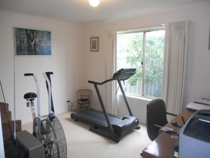 4 Hollydene Court, Cowes VIC 3922