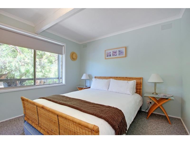 8 Manly Avenue, Cape Woolamai VIC 3925