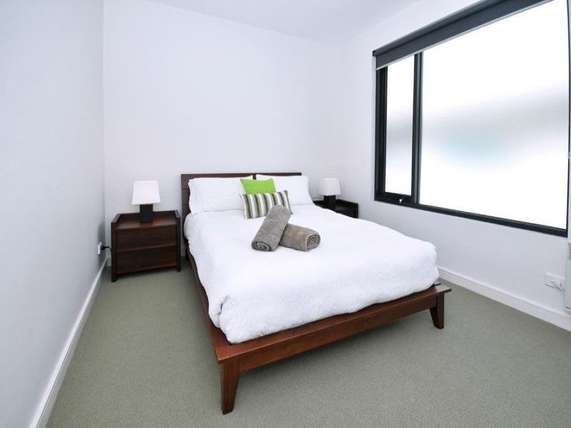 14/4 The Esplanade, Cowes VIC 3922