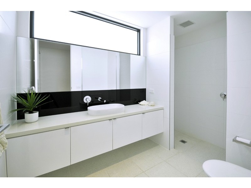 14/4 The Esplanade, Cowes VIC 3922