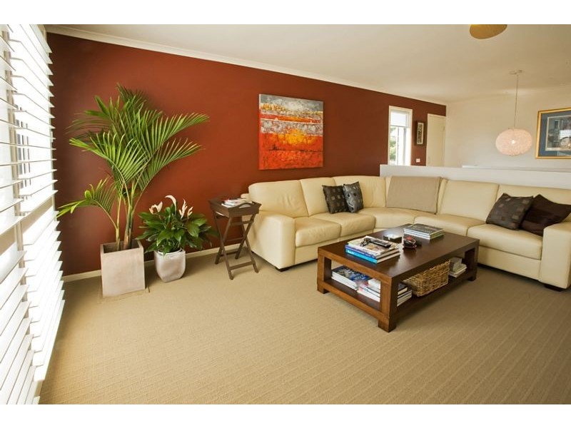 4 Lorikeet Lane, Cowes VIC 3922
