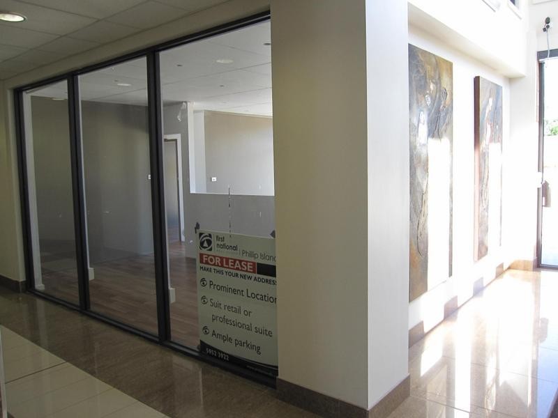 Shop 10/209-213 Settlement Road, Cowes VIC 3922