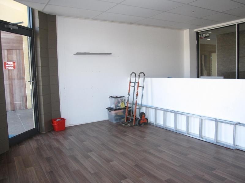 Shop 10/209-213 Settlement Road, Cowes VIC 3922