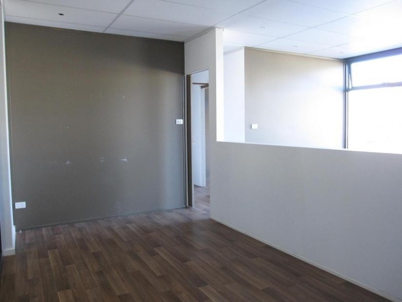 Shop 10/209-213 Settlement Road, Cowes VIC 3922