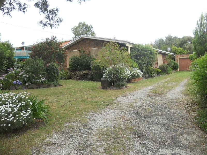 21 St Andrews Drive, Ventnor VIC 3922