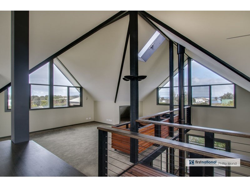 87 Tampa Road, Cape Woolamai VIC 3925