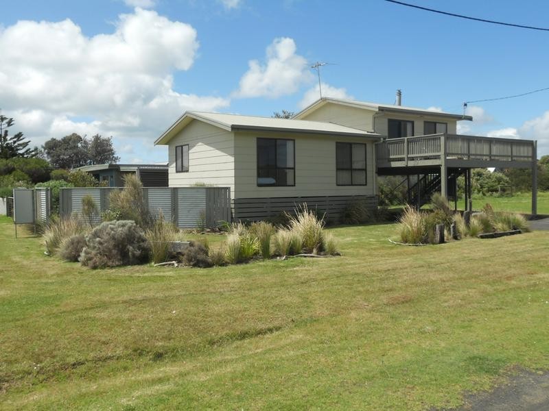 11 Glen Street, Surf Beach VIC 3922