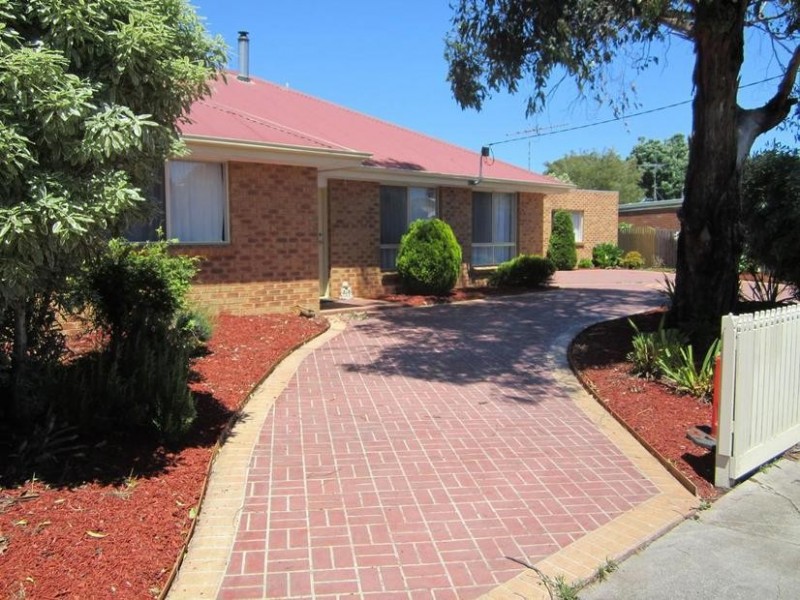 3 Hollydene Court, Cowes VIC 3922