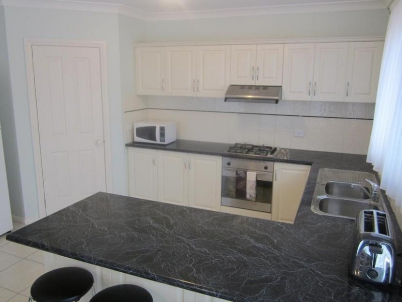 3 Hollydene Court, Cowes VIC 3922