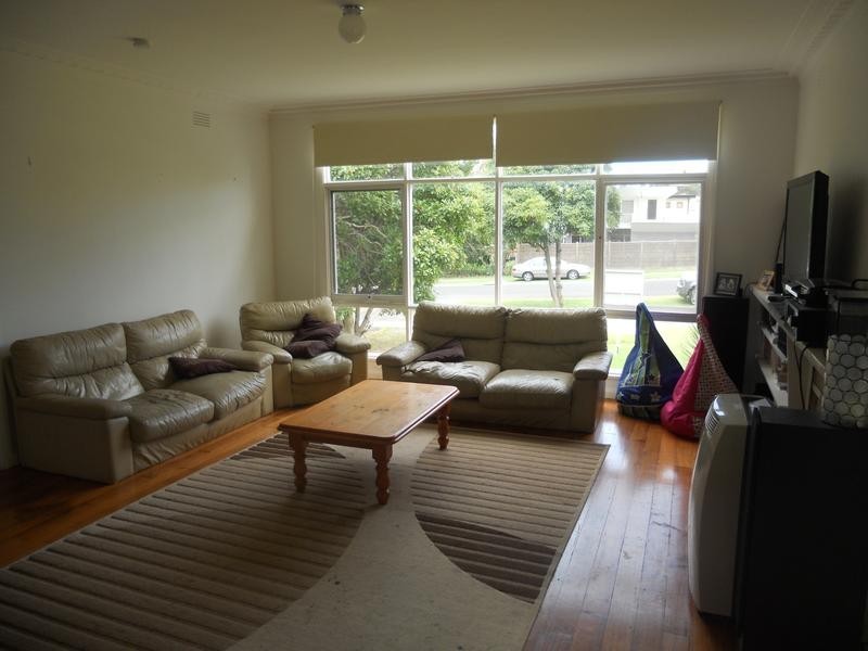48 Chapel Street, Cowes VIC 3922