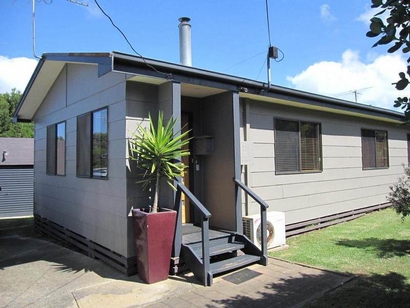 34 Dolphin Drive, Smiths Beach VIC 3922
