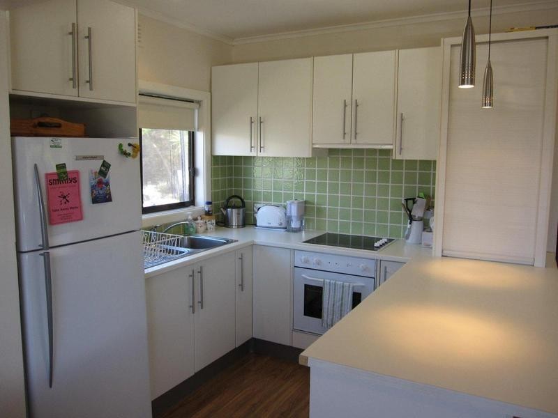 34 Dolphin Drive, Smiths Beach VIC 3922