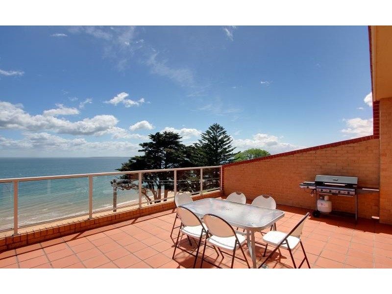 16/15-16 The Esplanade, Cowes VIC 3922