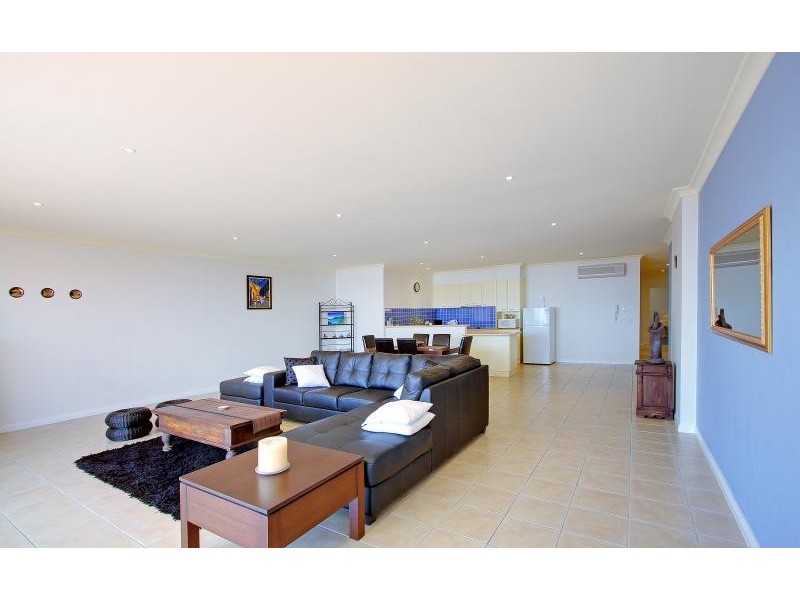 16/15-16 The Esplanade, Cowes VIC 3922