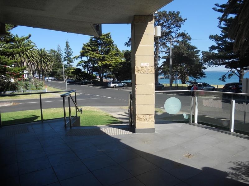 Shop A/4 The Esplanade, Cowes VIC 3922