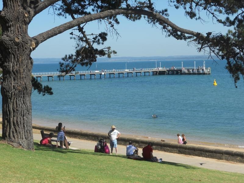 Shop A/4 The Esplanade, Cowes VIC 3922