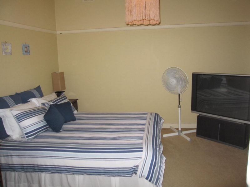 21 Churchill Drive, Cowes VIC 3922