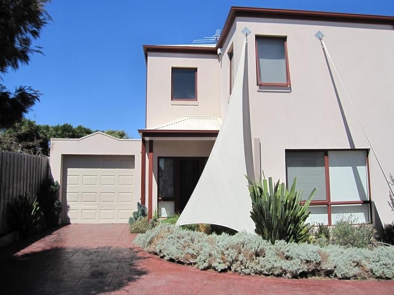 7/83 Chapel Street, Cowes VIC 3922