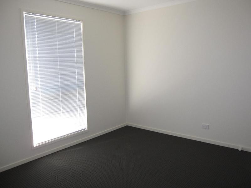 23 Halcyon Avenue, San Remo VIC 3925