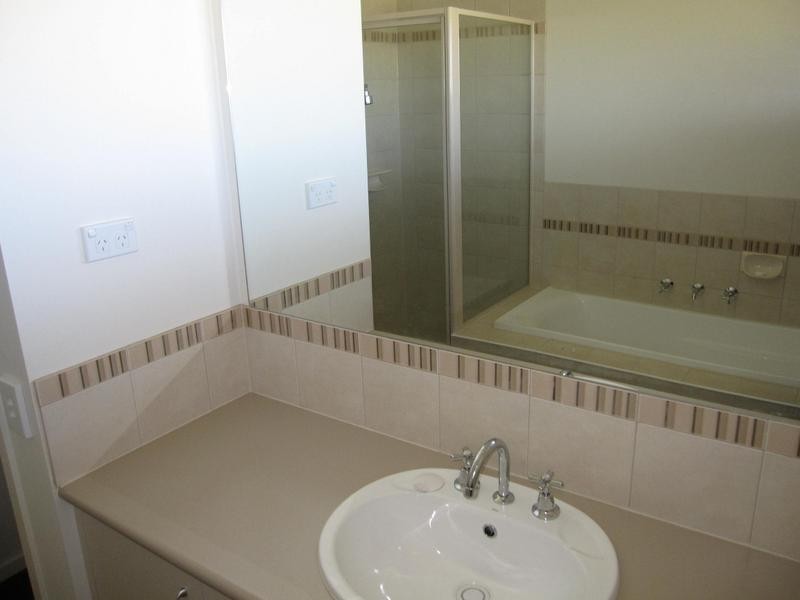 23 Halcyon Avenue, San Remo VIC 3925