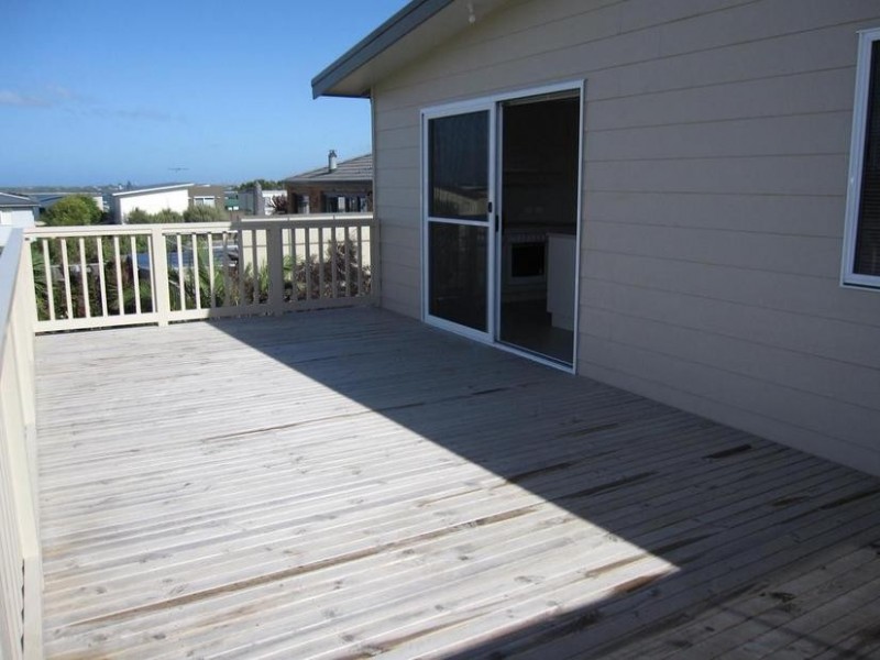 23 Halcyon Avenue, San Remo VIC 3925