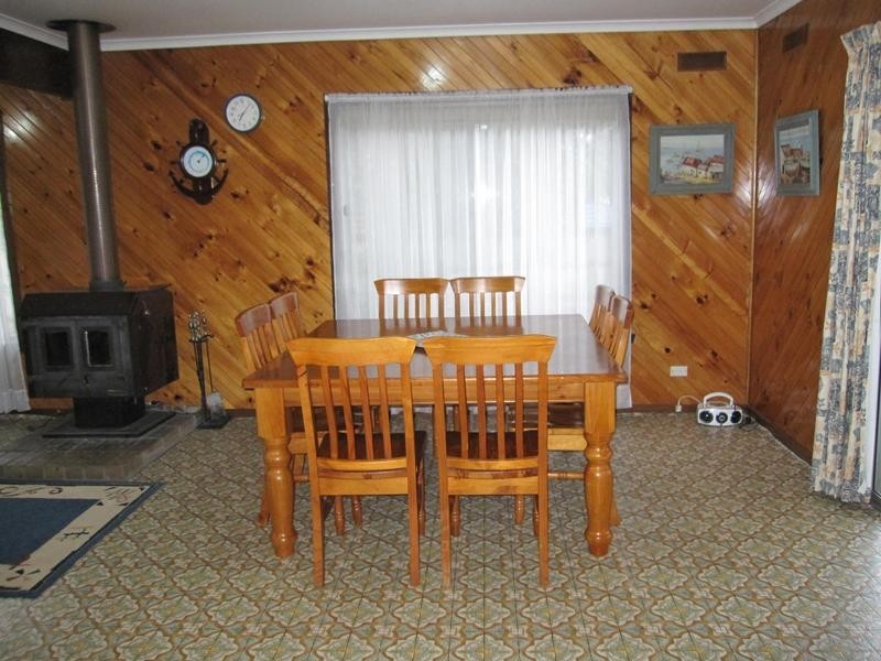 11 Diane Crescent, Wimbledon Heights VIC 3922