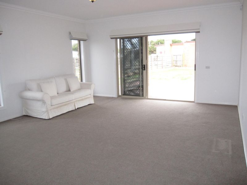 18 Anglers Road, Sunderland Bay VIC 3922