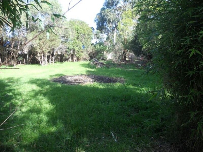 8 Endeavour Court, Cowes VIC 3922