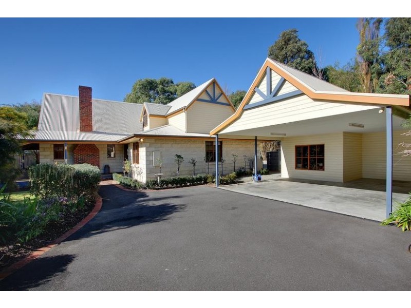 10 Collins Street, Silverleaves VIC 3922