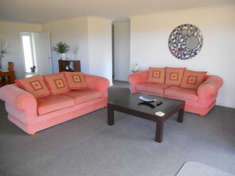 6 Waterview Rise, Cowes VIC 3922
