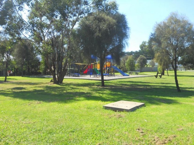 5 Matthew Court, Cowes VIC 3922