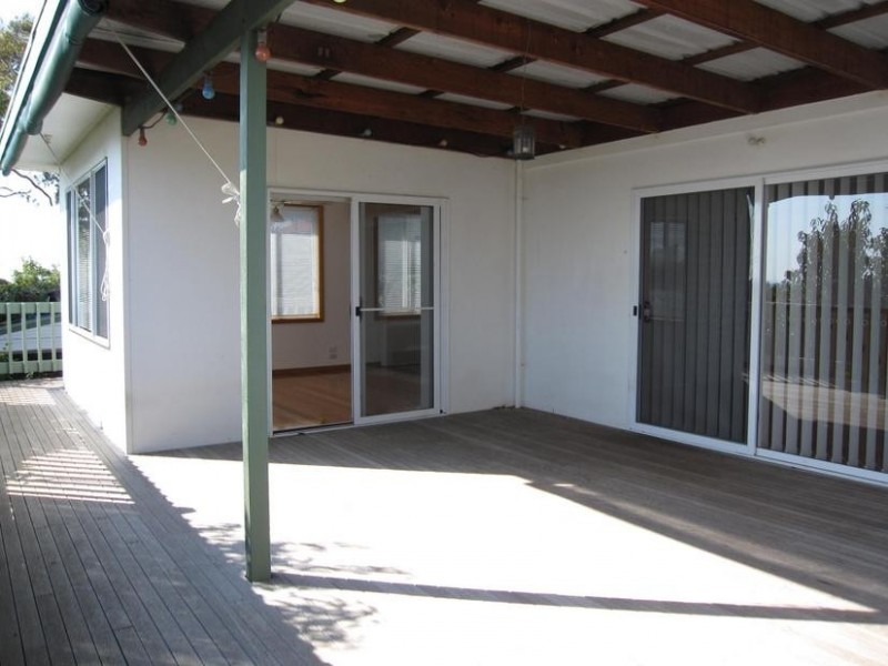 2 Anderson Street, San Remo VIC 3925