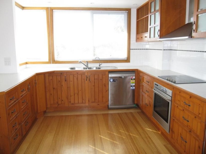 2 Anderson Street, San Remo VIC 3925