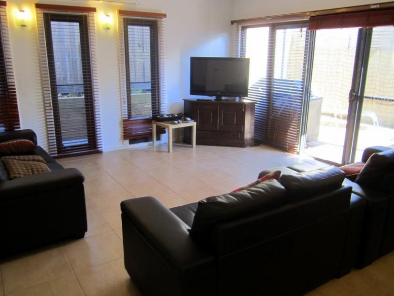 10/55 Chapel Street, Cowes VIC 3922