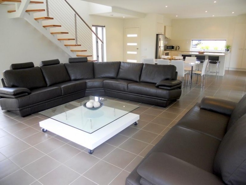 2/25 Jenner Avenue, Cowes VIC 3922