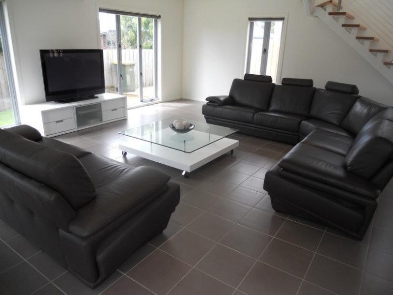 2/25 Jenner Avenue, Cowes VIC 3922