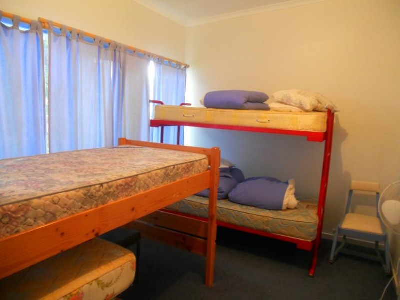 1 Bermagui Crescent, Sunset Strip VIC 3922