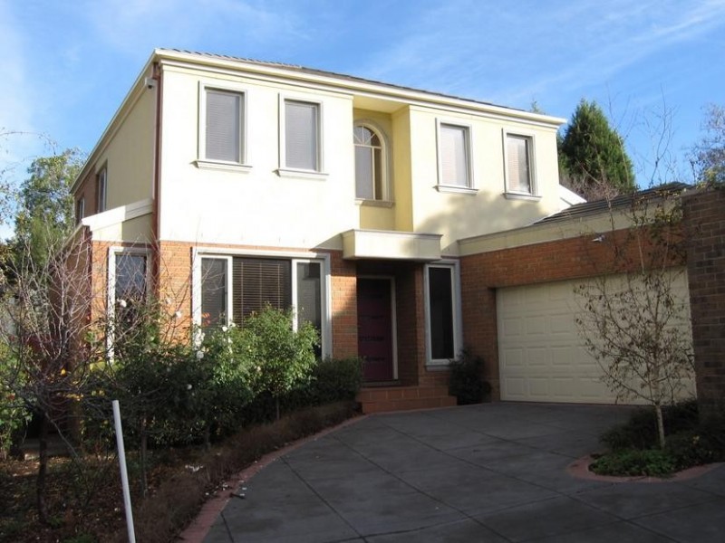 2/13 Calvin Crescent, Doncaster East VIC 3109