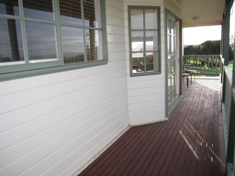 9 Genista Street, San Remo VIC 3925