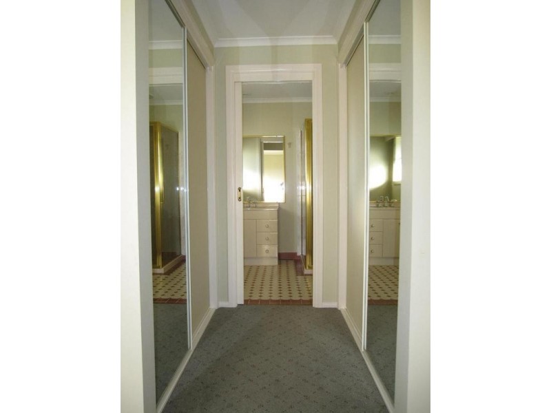 9 Genista Street, San Remo VIC 3925