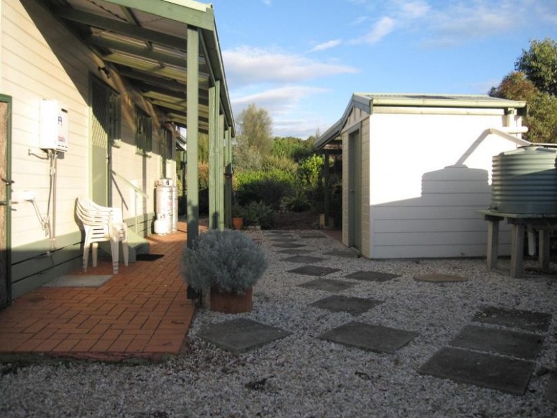 9 Genista Street, San Remo VIC 3925