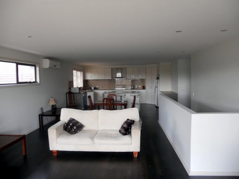 1/265 Settlement Road, Cowes VIC 3922