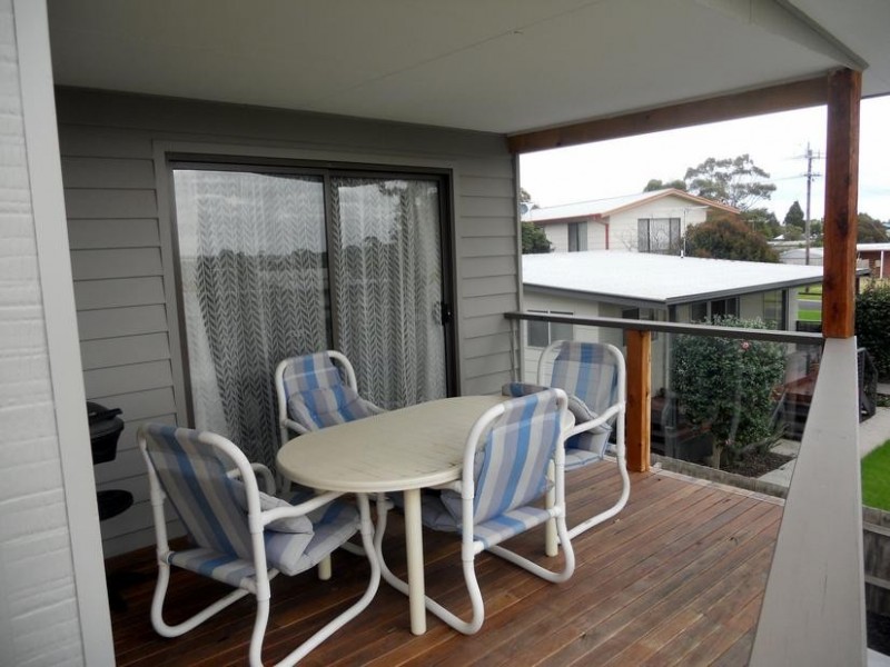 1/265 Settlement Road, Cowes VIC 3922