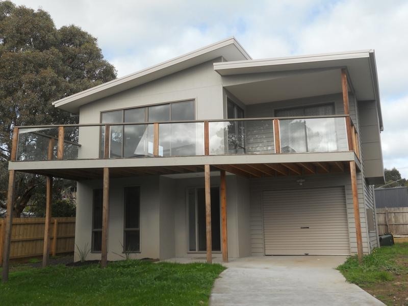 2/265 Settlement Road, Cowes VIC 3922