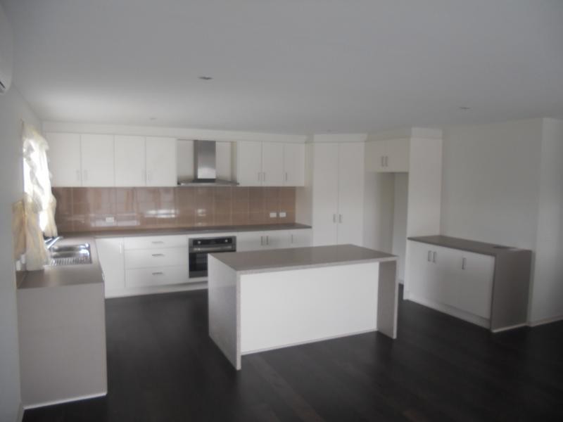 2/265 Settlement Road, Cowes VIC 3922