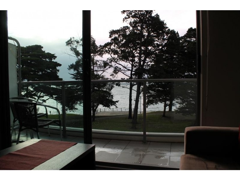 241/1 The Esplanade, Cowes VIC 3922