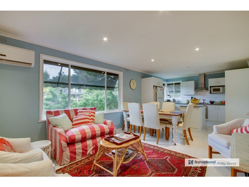 17 McHaffie Drive, Cowes VIC 3922