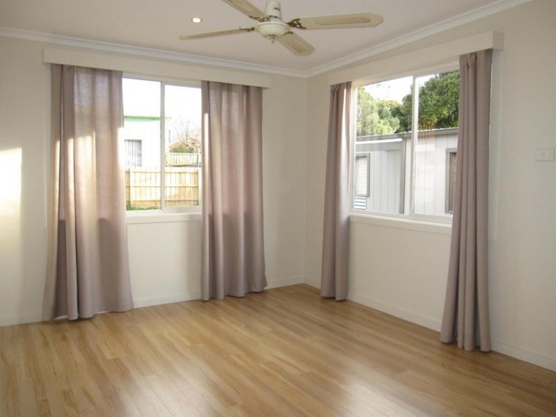 7 Thomas Grove, San Remo VIC 3925