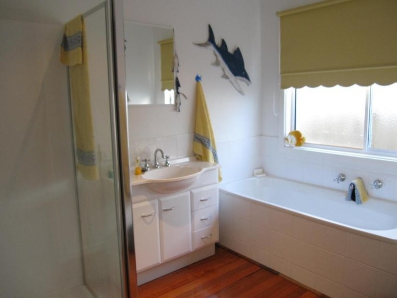 23 Katherine Circuit, Cowes VIC 3922
