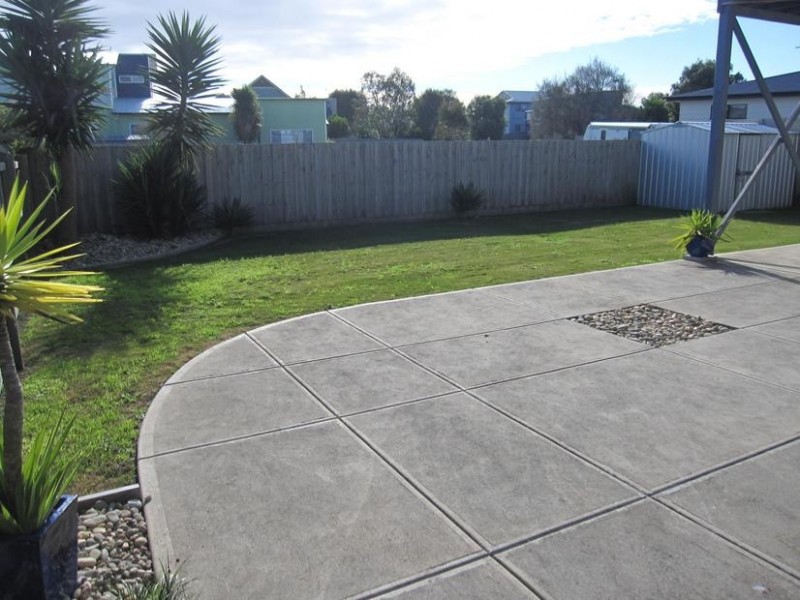 23 Katherine Circuit, Cowes VIC 3922